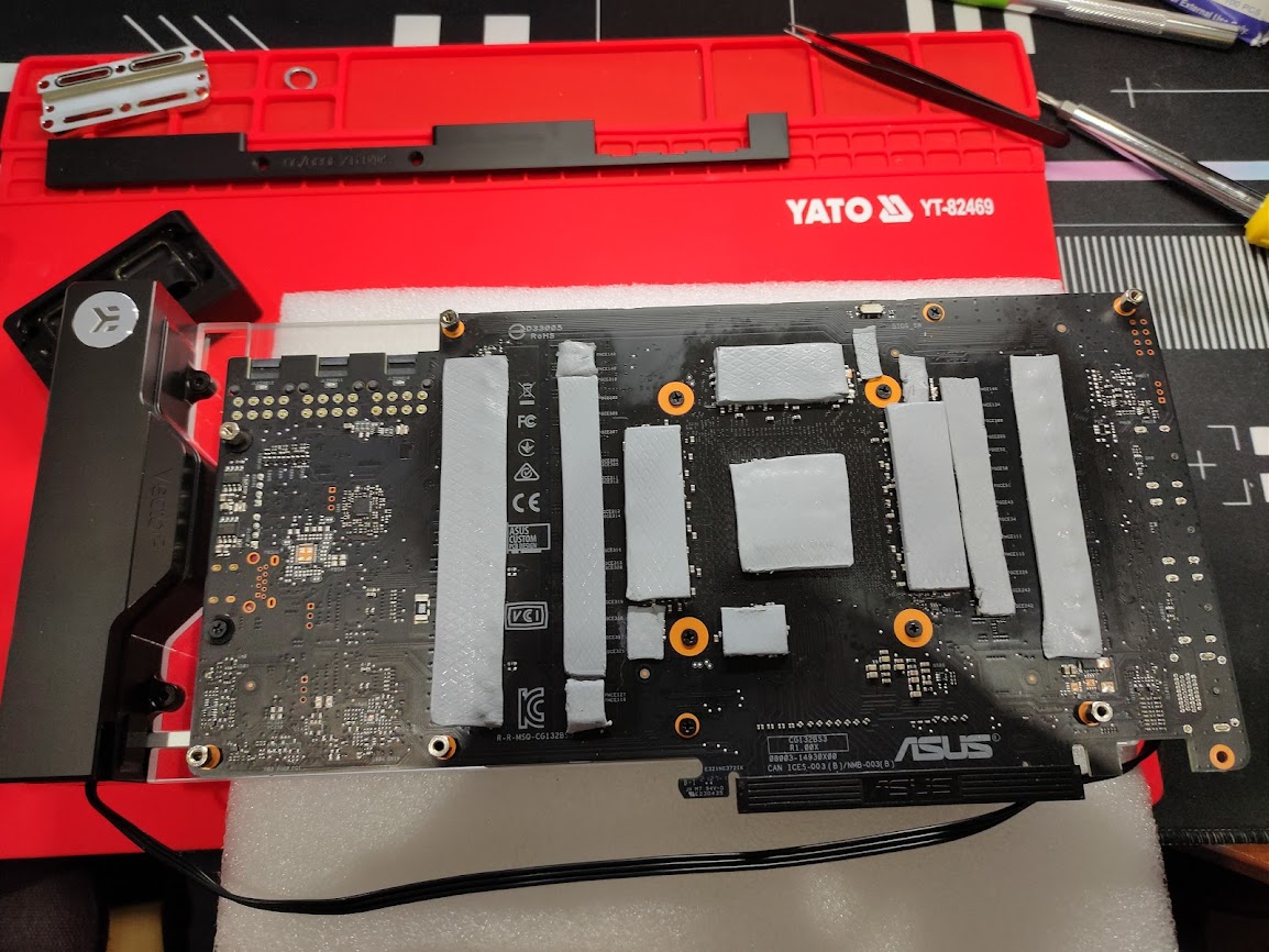 EKWB assembling 11.jpg